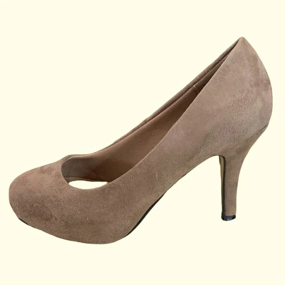 Delicacy shoes. Pumps faux suede leather. Size‎ 8. Warm beige. - Picture 8 of 11